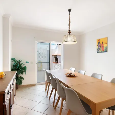 Essence Of Grey Villa Manta Rota