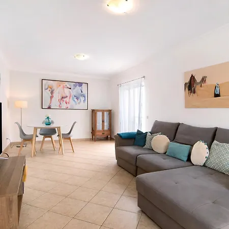 Villa Essence Of Grey *